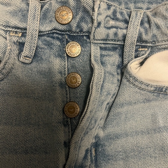 0 Reg. Hollister high waist straight leg distressed jeans - Picture 3 of 4